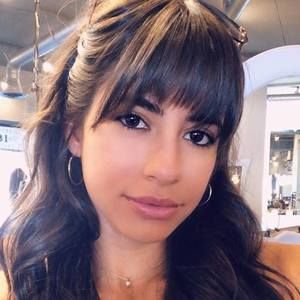 Meet your Posher, Evelyn